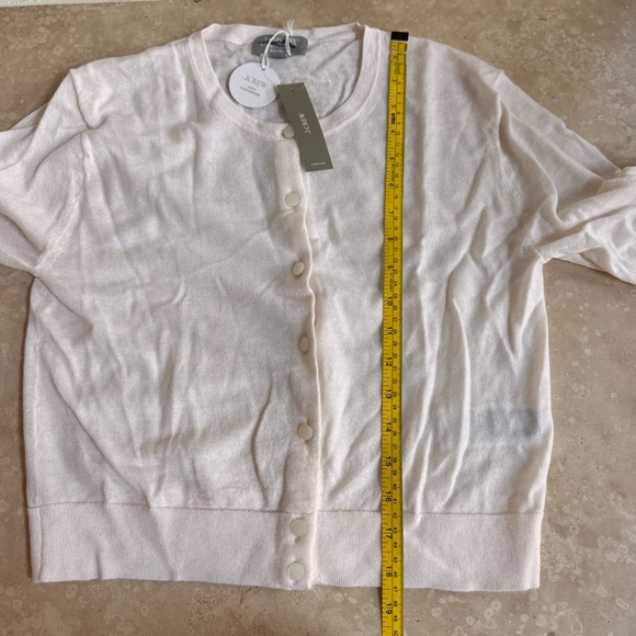 J Crew Featherweight Cashmere Cardigan in Snow Womens Size XS Ivory - Picture 7 of 11